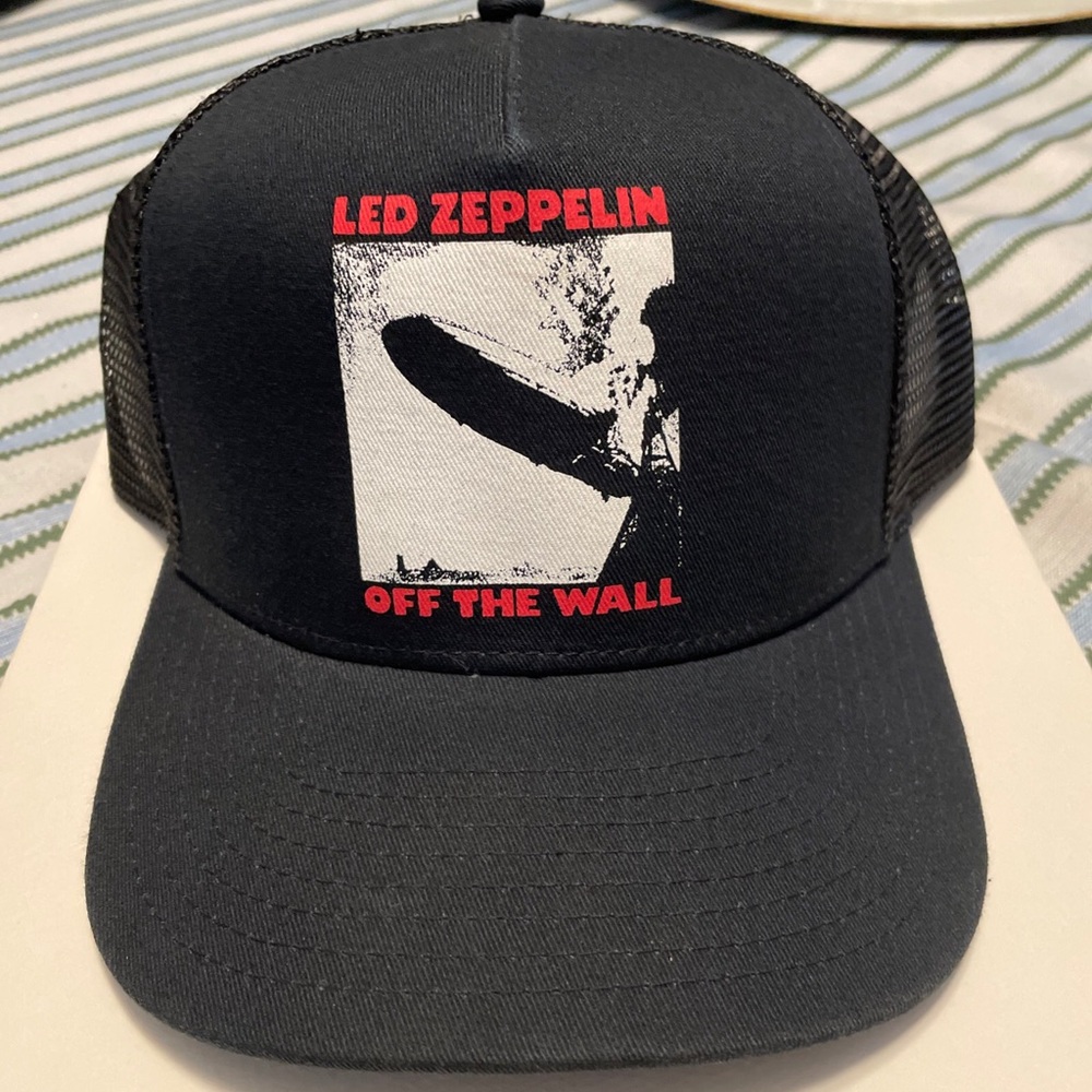 NWOT Vans Led Zeppelin Black Trucker Hat